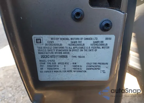 2001 Chevrolet Silverado 1500 Lt z USA, uszkodzony, nr VIN 2GCEC19T011146808